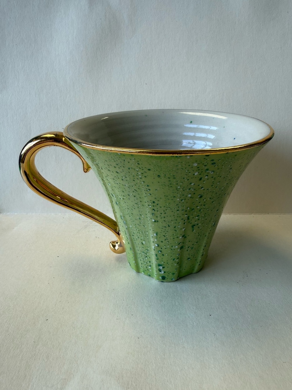 Hand Crafted Green Speckled Ceramic Gold-Handled Artist Signed Mug Cup.